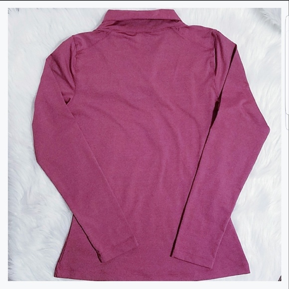 Reebok Long Sleeve V-Neck top - Picture 2 of 4